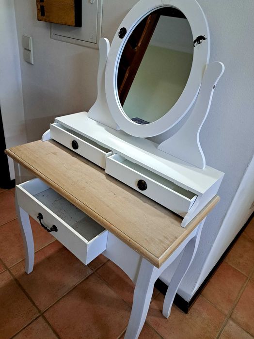 Toucador branco para quarto