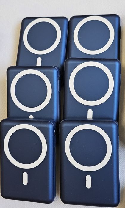 Повербанк Rolosar DY-201 10000mAh 
Готово до відправкиПовербанк