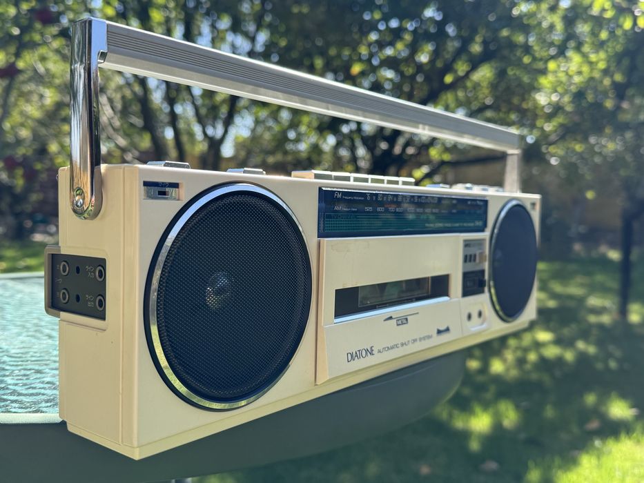 Продам магнитолу DIATONE TA-51S