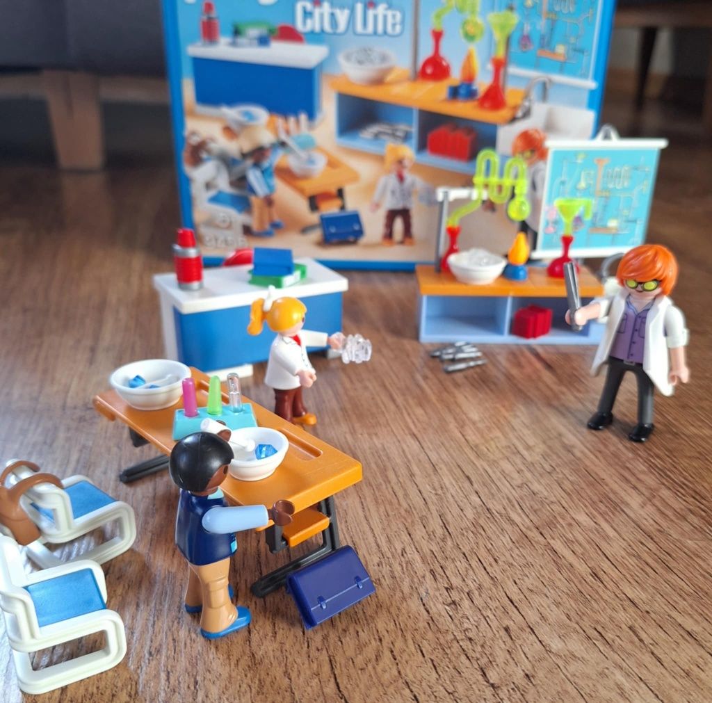 Playmobil 9456 sala do lekcji chemii szkoła klasa
