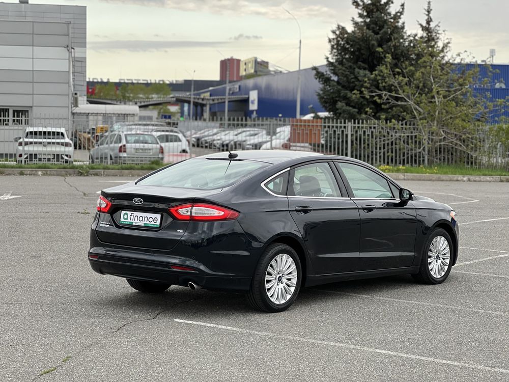 Ford Fusion Гібрид PHEV авто в КИЄВІ