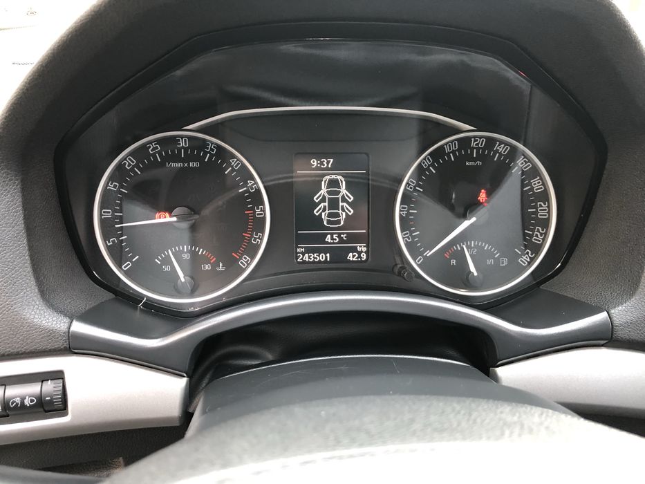 Продаю власне авто. Шкода А 5