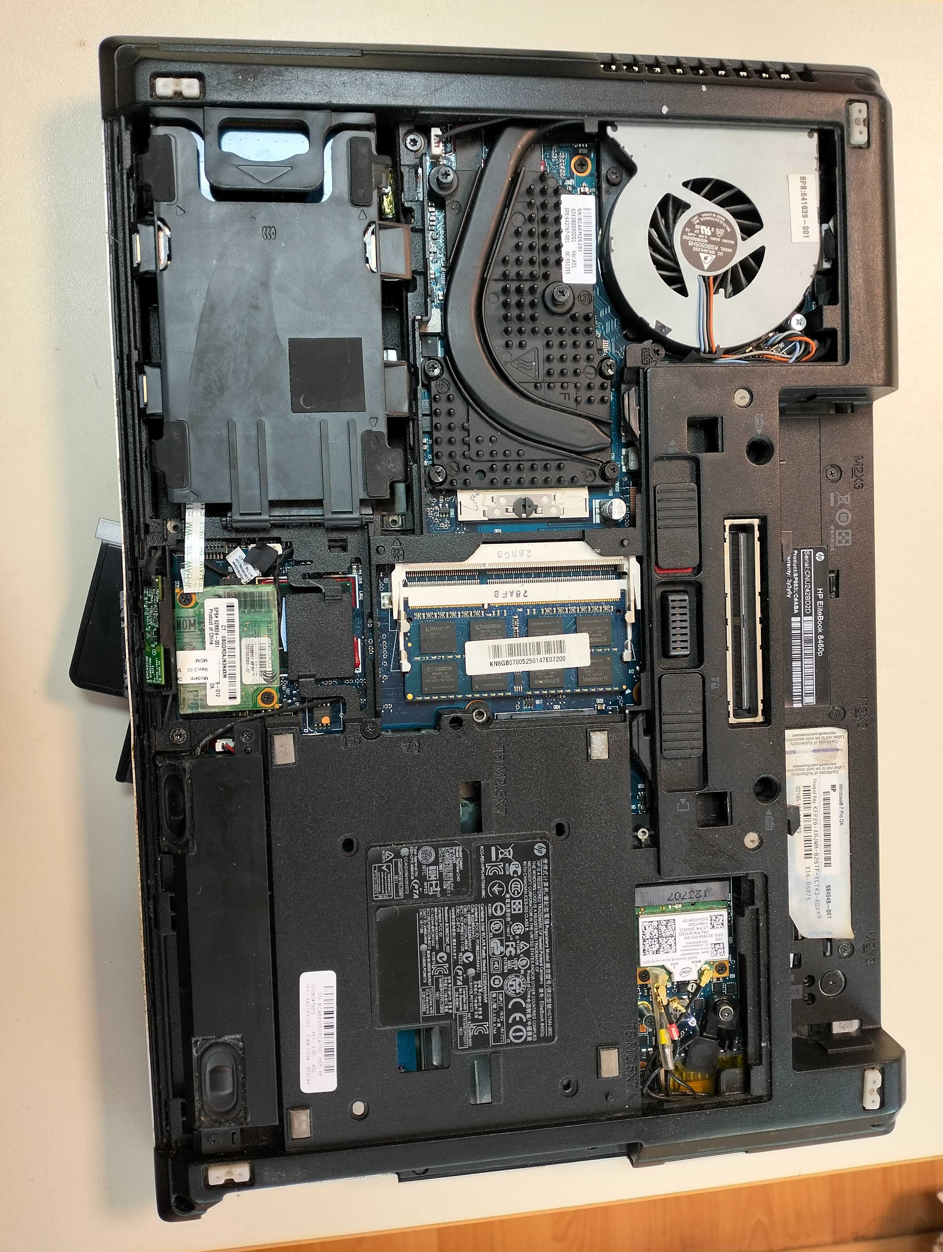 Ноутбук HP EliteBook 8460p / 14" (1600x900) TN /