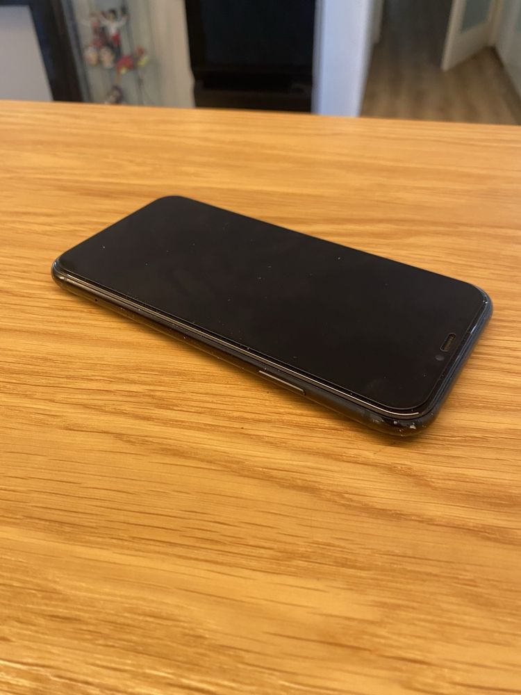 Iphone XR 128gb com vidro traseiro partido