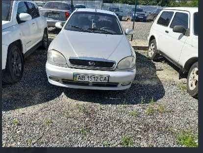 Легковий автомобіль ЗАЗ Ланос