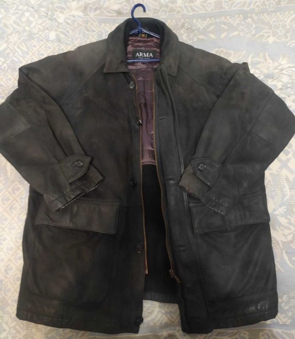 Куртка шкіряна чоловіча осінь/зима вживана розмір 52