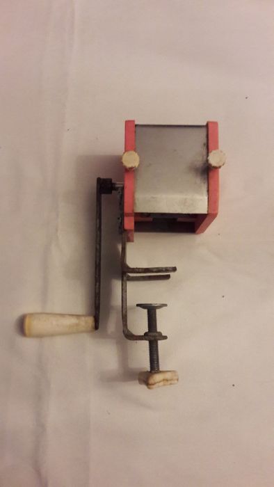 Мясорубка ручная для мака