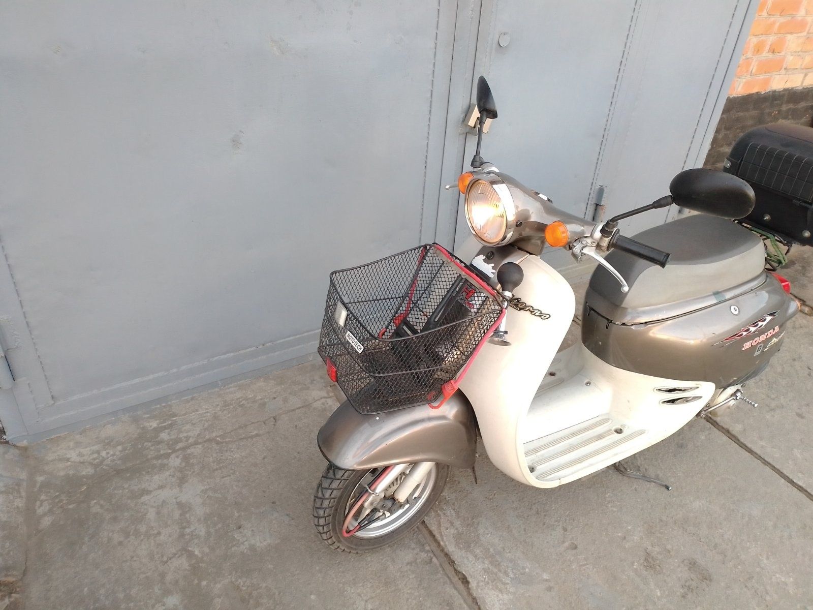 Скутер Honda Giorno