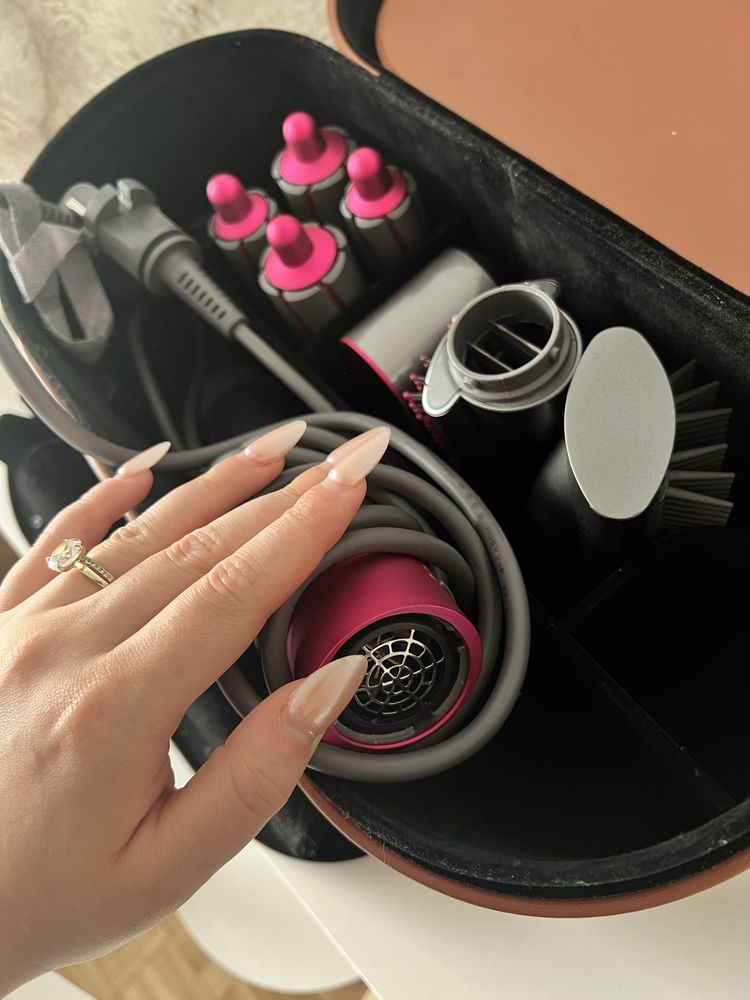 Dyson Airwrap lokowka suszarka