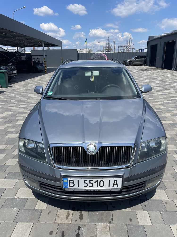 Автомобіль Skoda Octavia A5 до рест