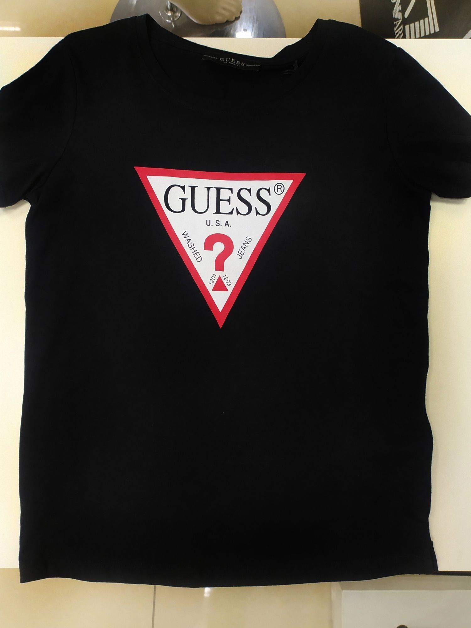 Футболка жіноча GUESS оригінал