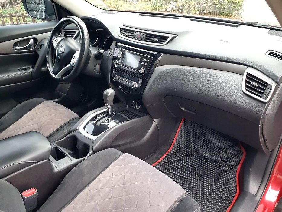 Nissan Rogue 2016 Автомат. Отличное состояние!