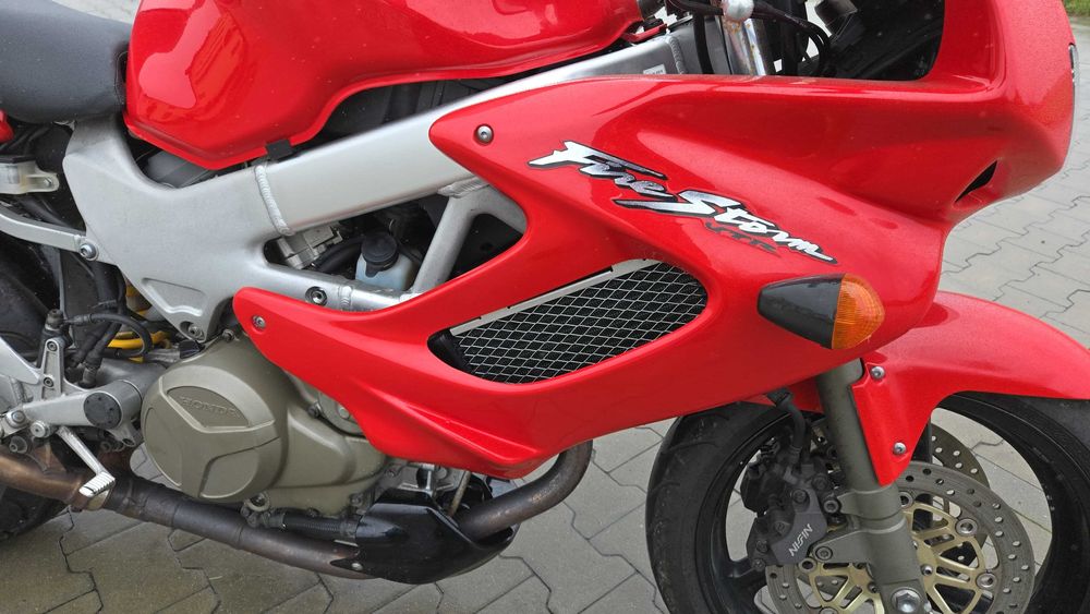 Honda VTR 1000 , sprawna ,zamiana za quada