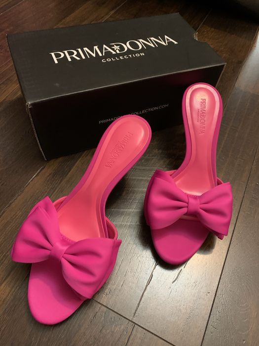 Шльопки мюлі святкові на підборах