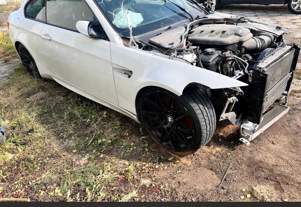 BMW M3 BMW M3 E92 4.0 07.2010 192 000km