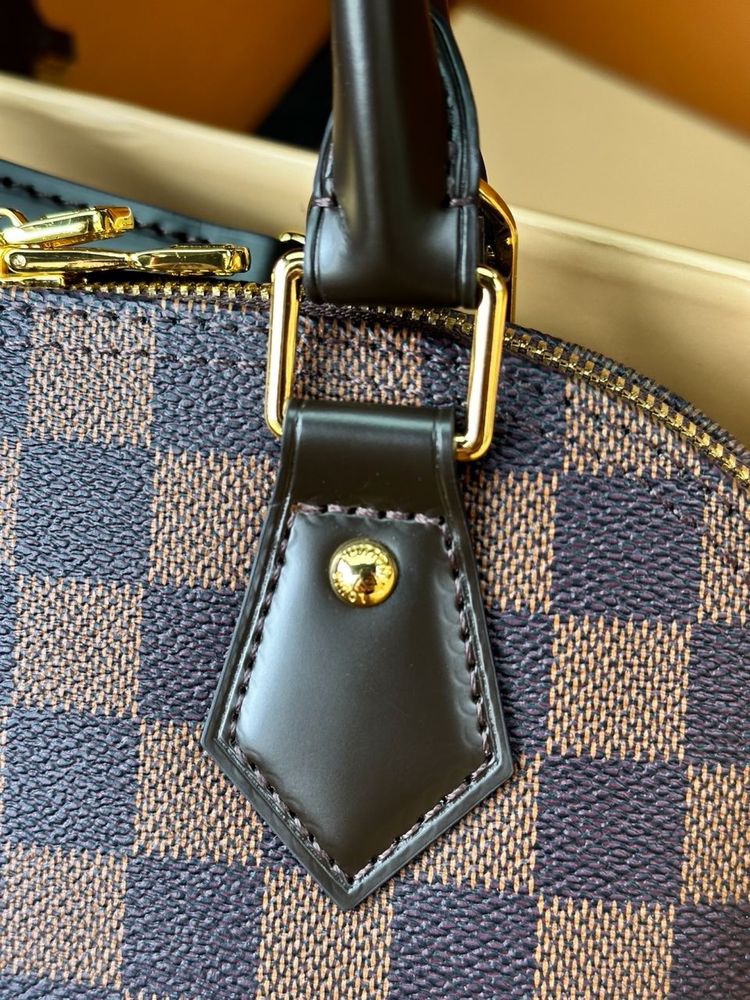 Сумочка в стиле LV Louis Vuitton Alma BB Луи Виттон премиум