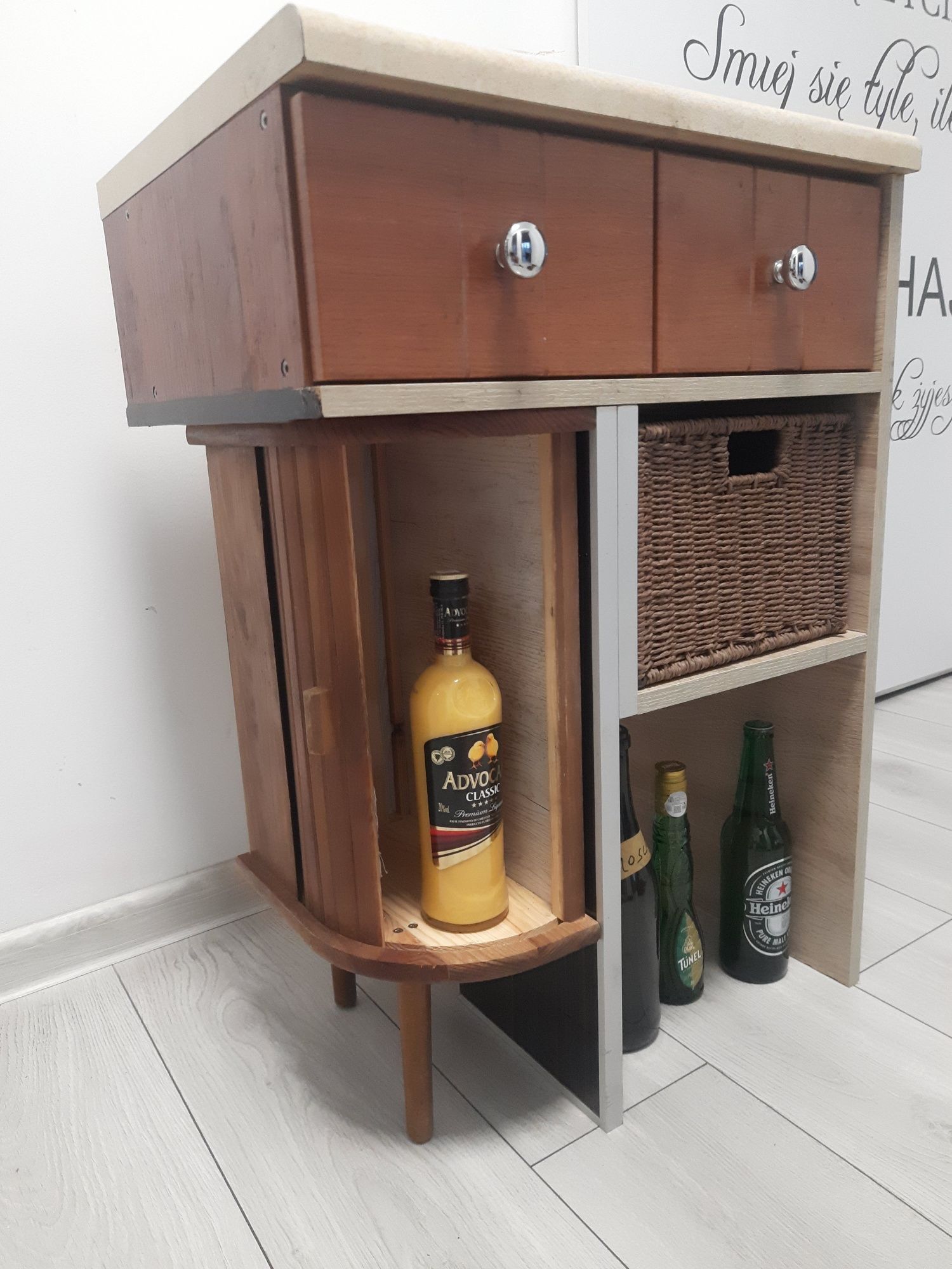 Komoda konsola barek  Toaletka mebel inny niż wszystkie