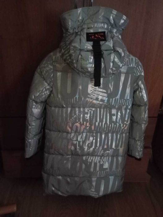 Детская куртка шикарная