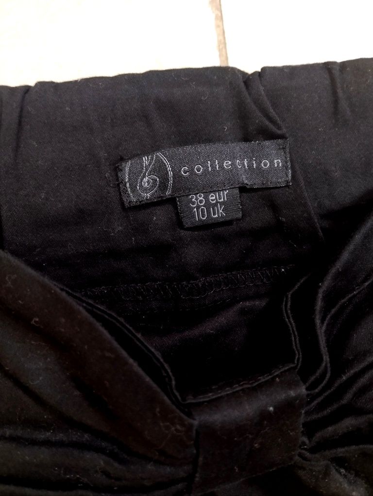 Saia Preta Stradivarius