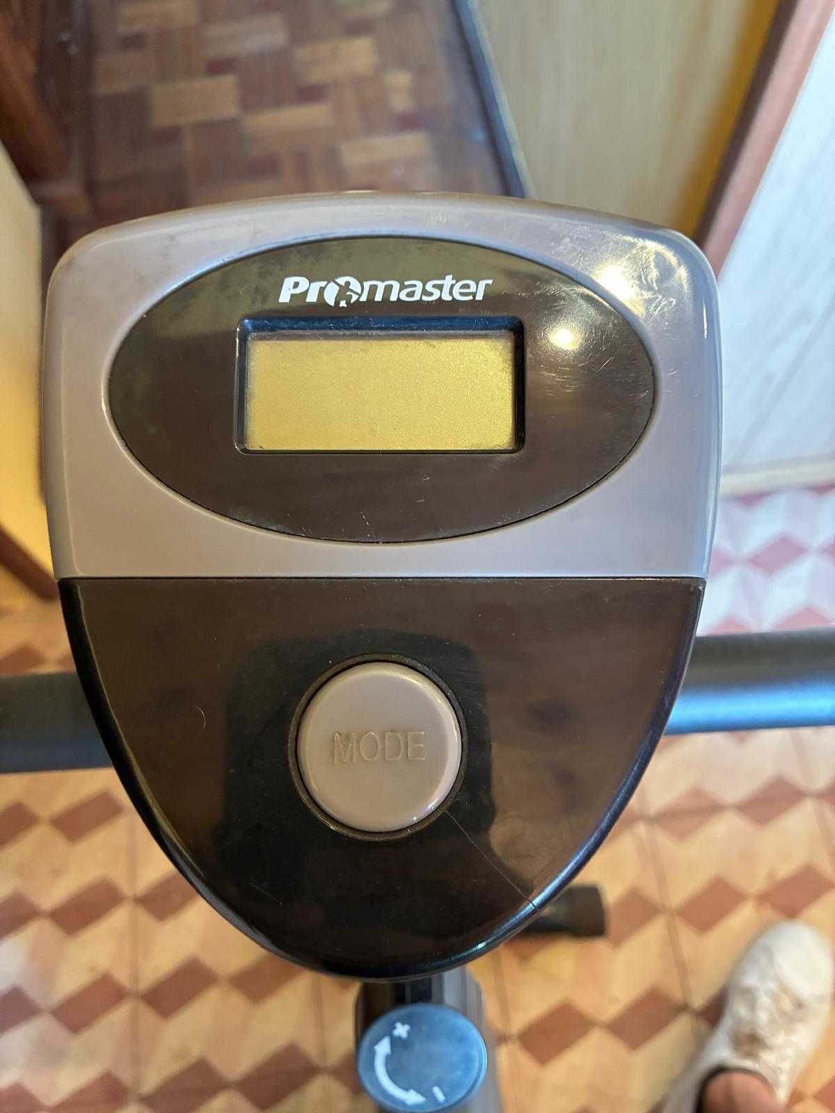 Bicicleta Estática ProMaster – funcional, pouco uso