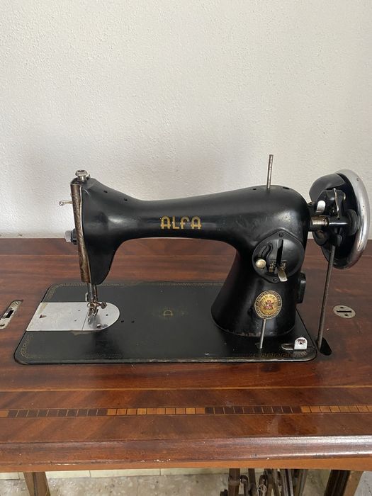 Venda de Máquina de Costura