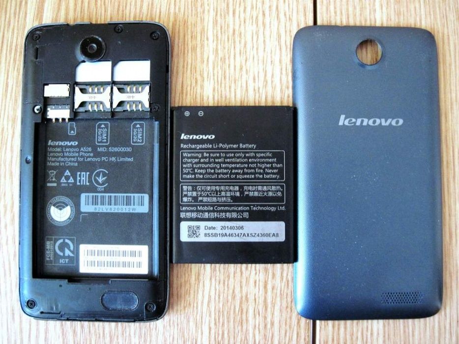 Телефон Lenovo A526.