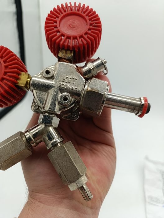 Новий кран на газовий баллон газовый KIT 200bar редуктор