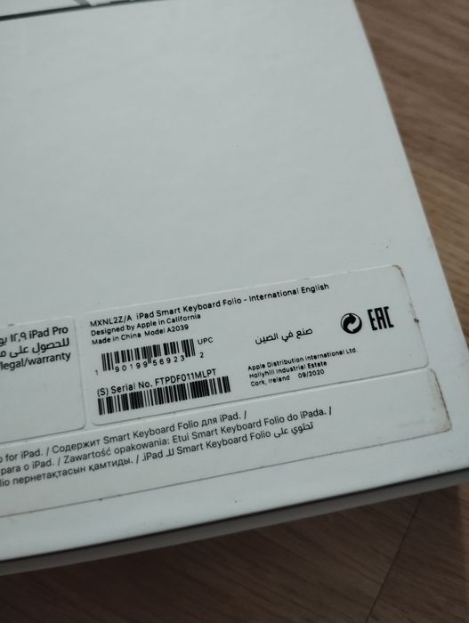 Apple Smart Keyboard Folio iPad Pro 12.9" (3ª & 4ª Geração) – Muito Bo