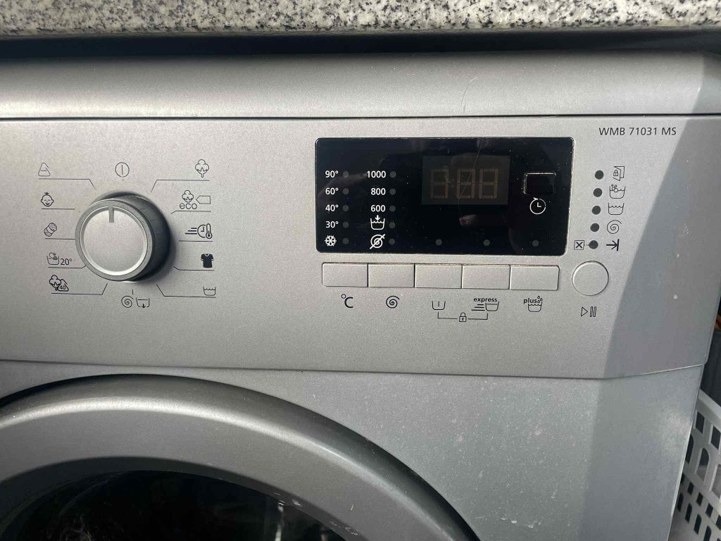 Maquina de lavar roupa 8kg