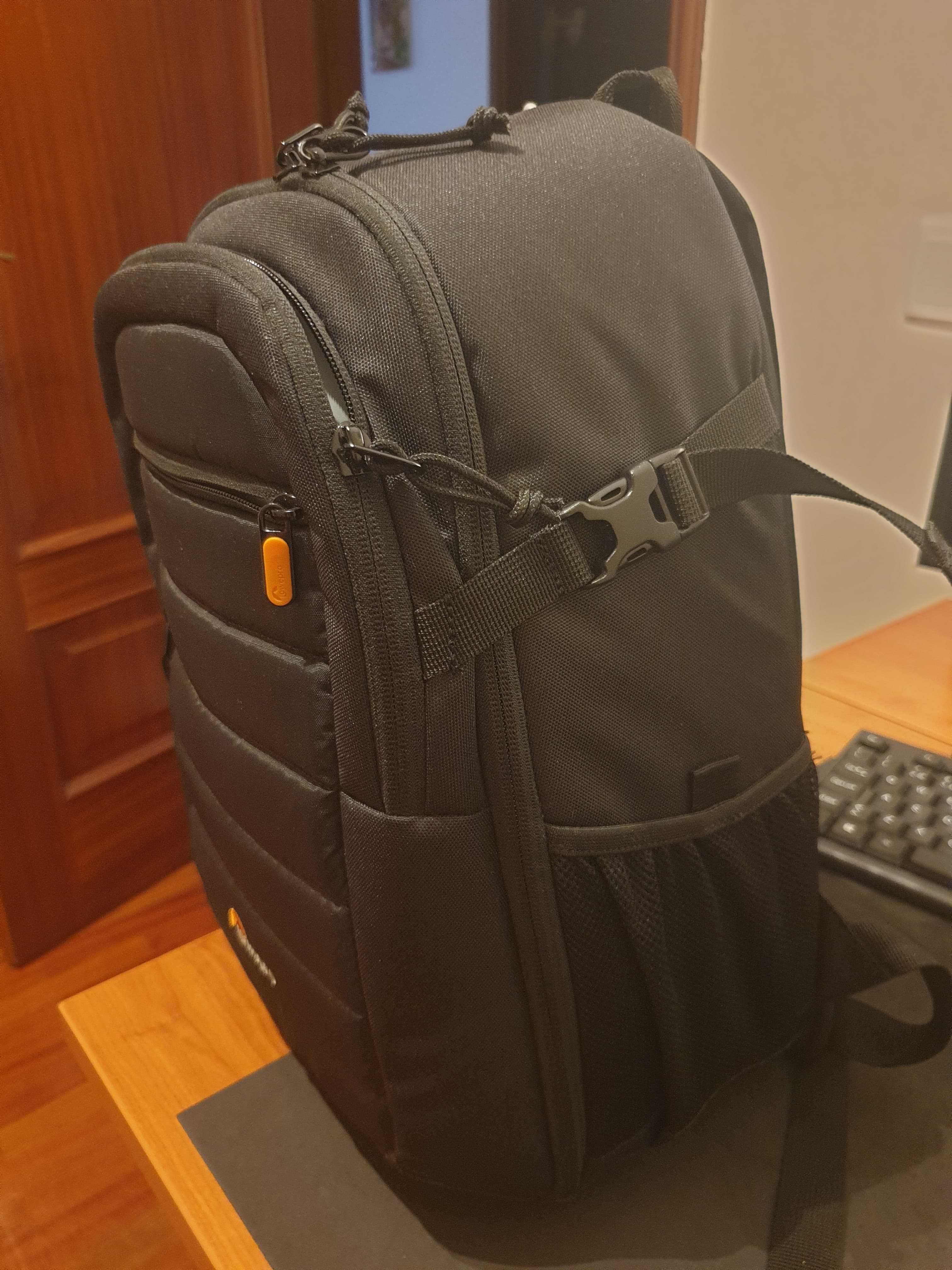 Máquina fotográfica Canon 750d