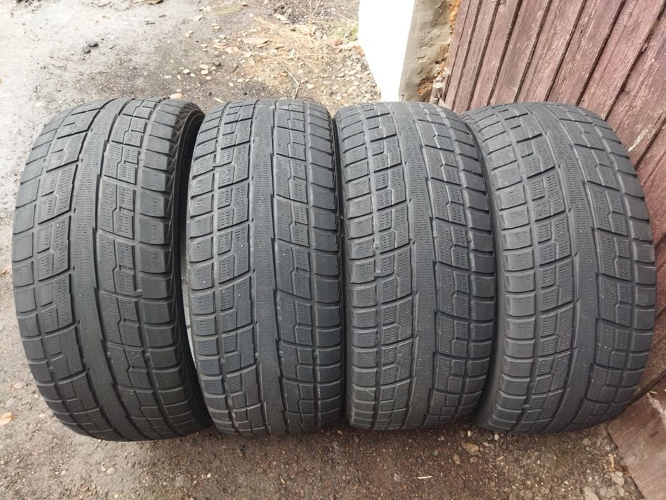 Продам резину Yokohama Geolandar 255 55 19