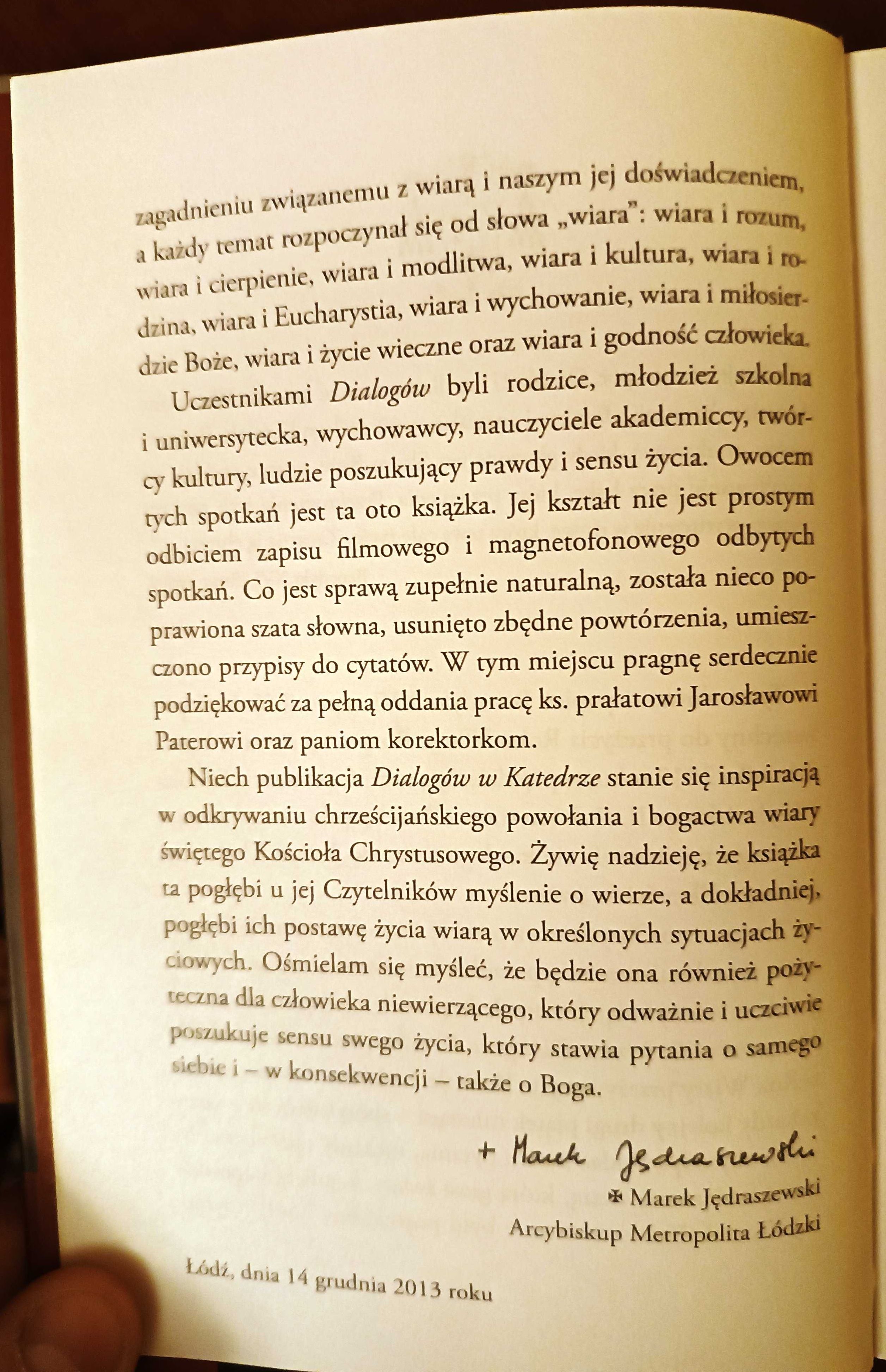 Dialogi w katedrze
