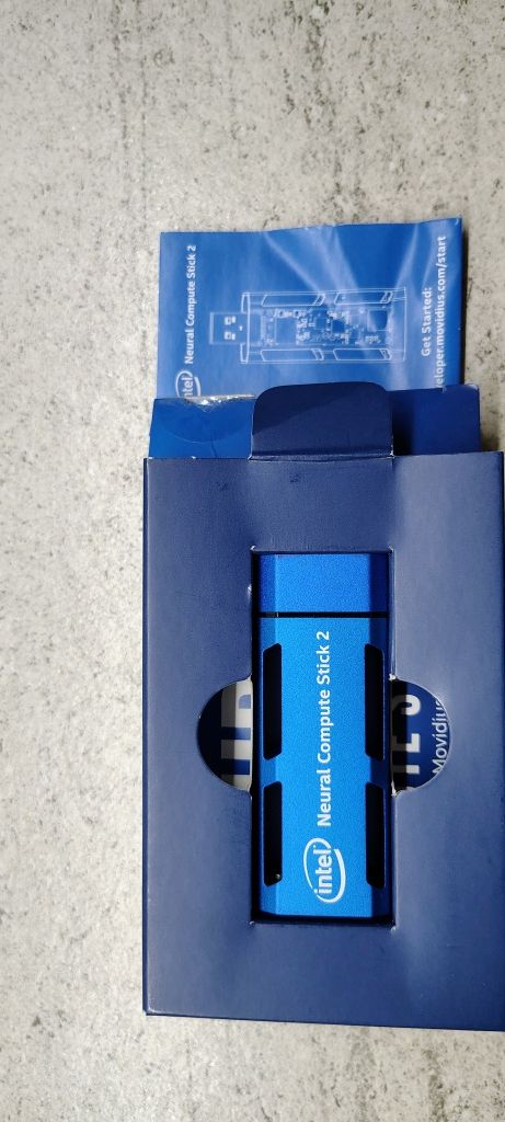 Intel Neural Compute Stick 2 (NCSM2485DK) - akcelerator AI z USB