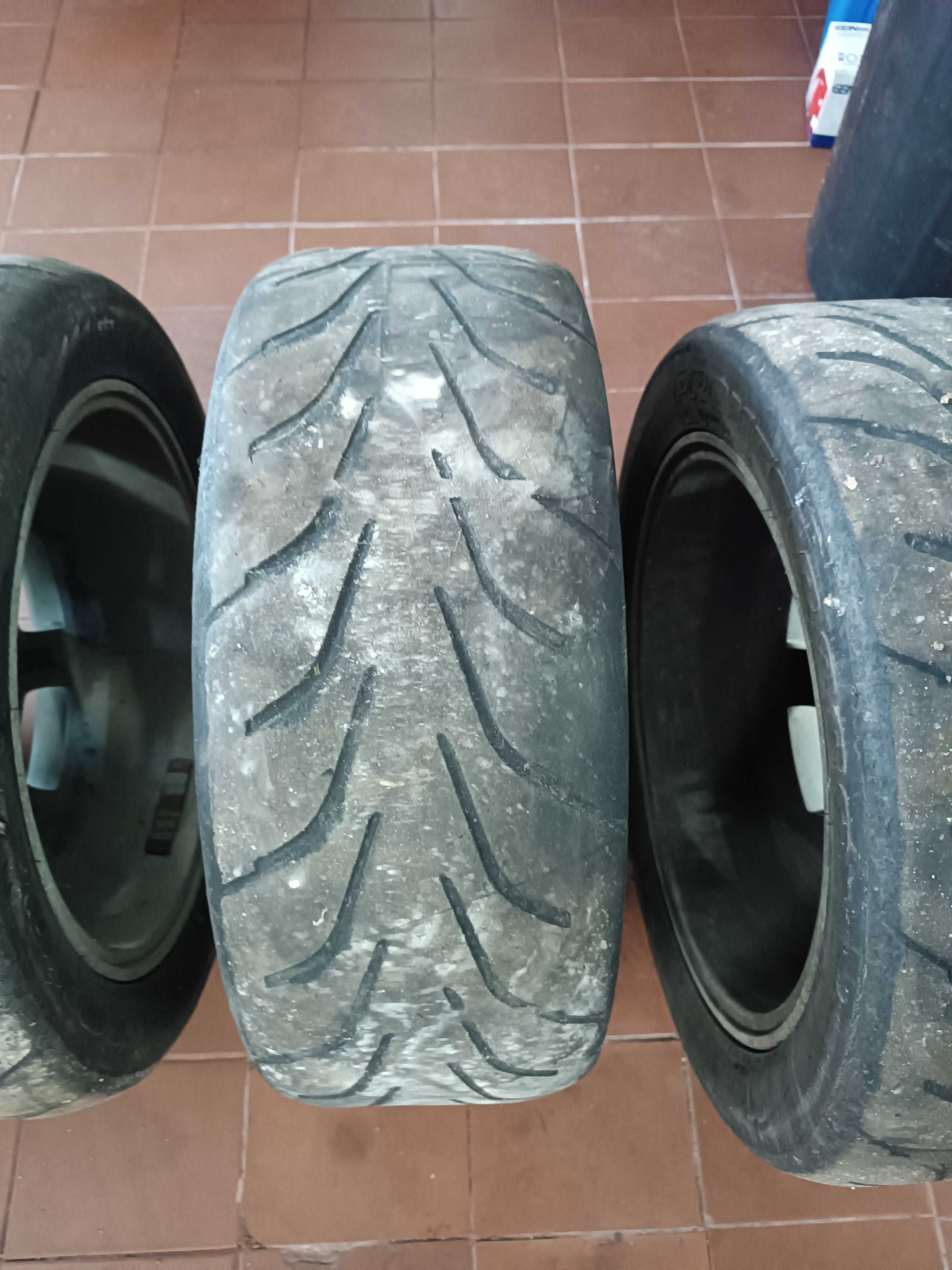 Jantes Renault 25 com Toyo r888