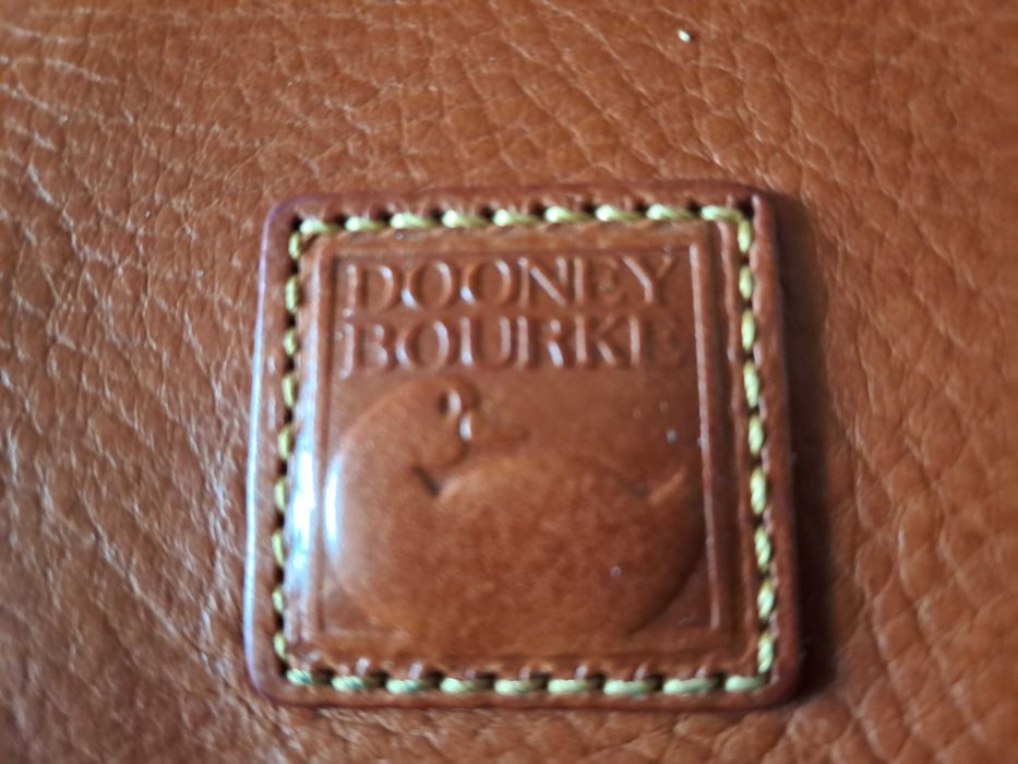 Сумка-саквояж фирмы Dooney&Bourke кожа