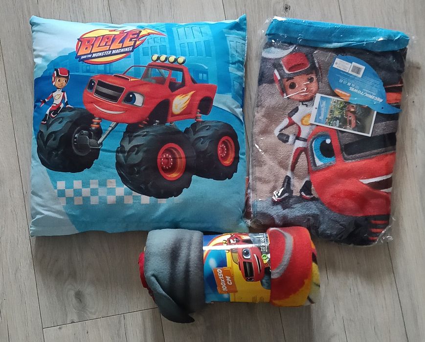 Zestaw Blaze, poduszka, koc i ręcznik