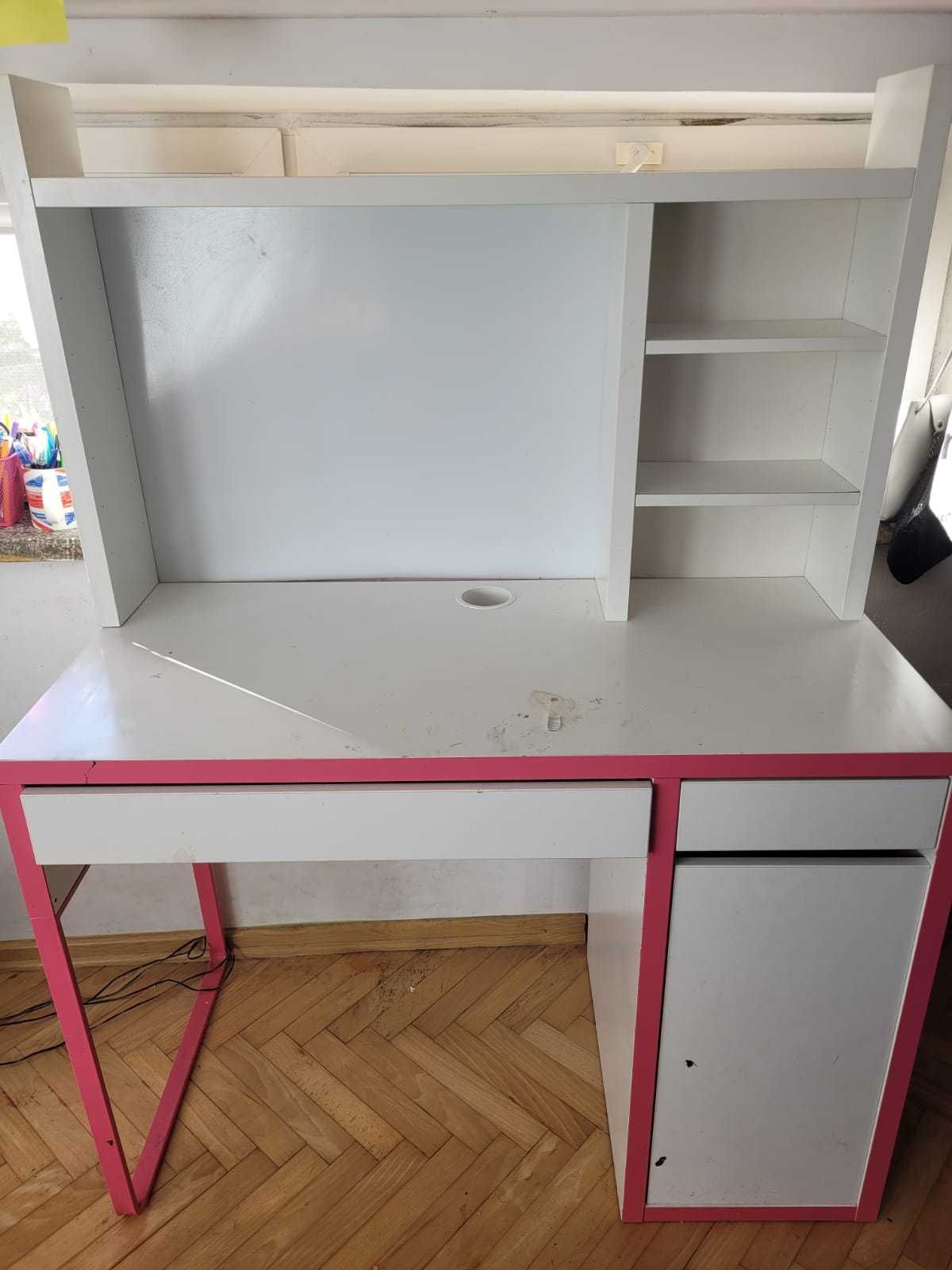 biurko dla dziewczynki super biało różowe z tablicą i półkami