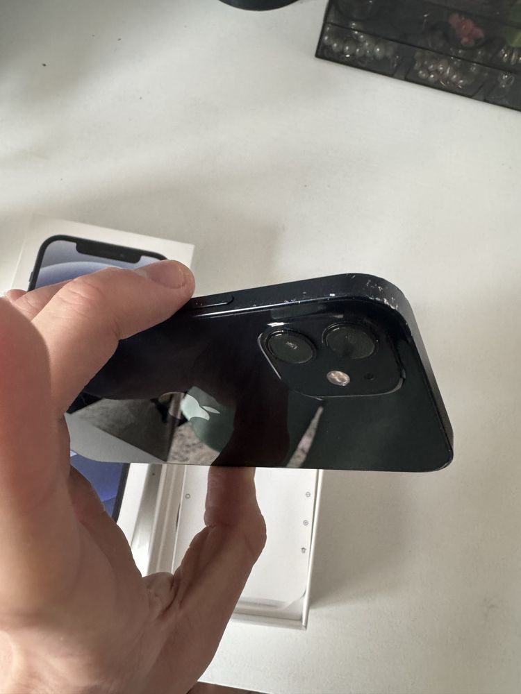 iPhone 12 (128) (no iphone 11, iphone 13, iphone 14, apple )