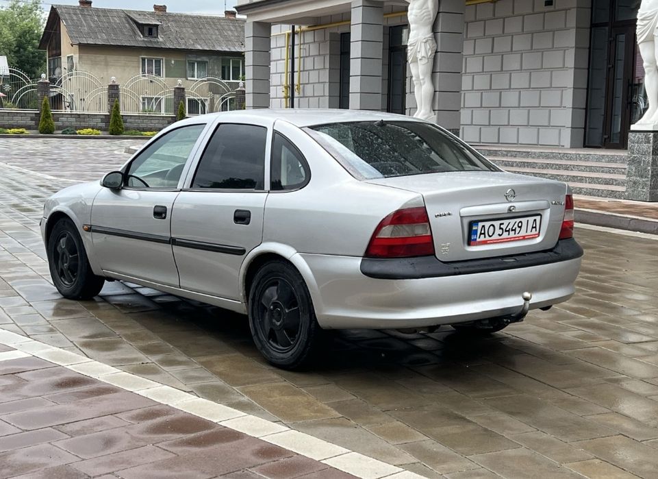 Opel Vectra B 1.8 16V