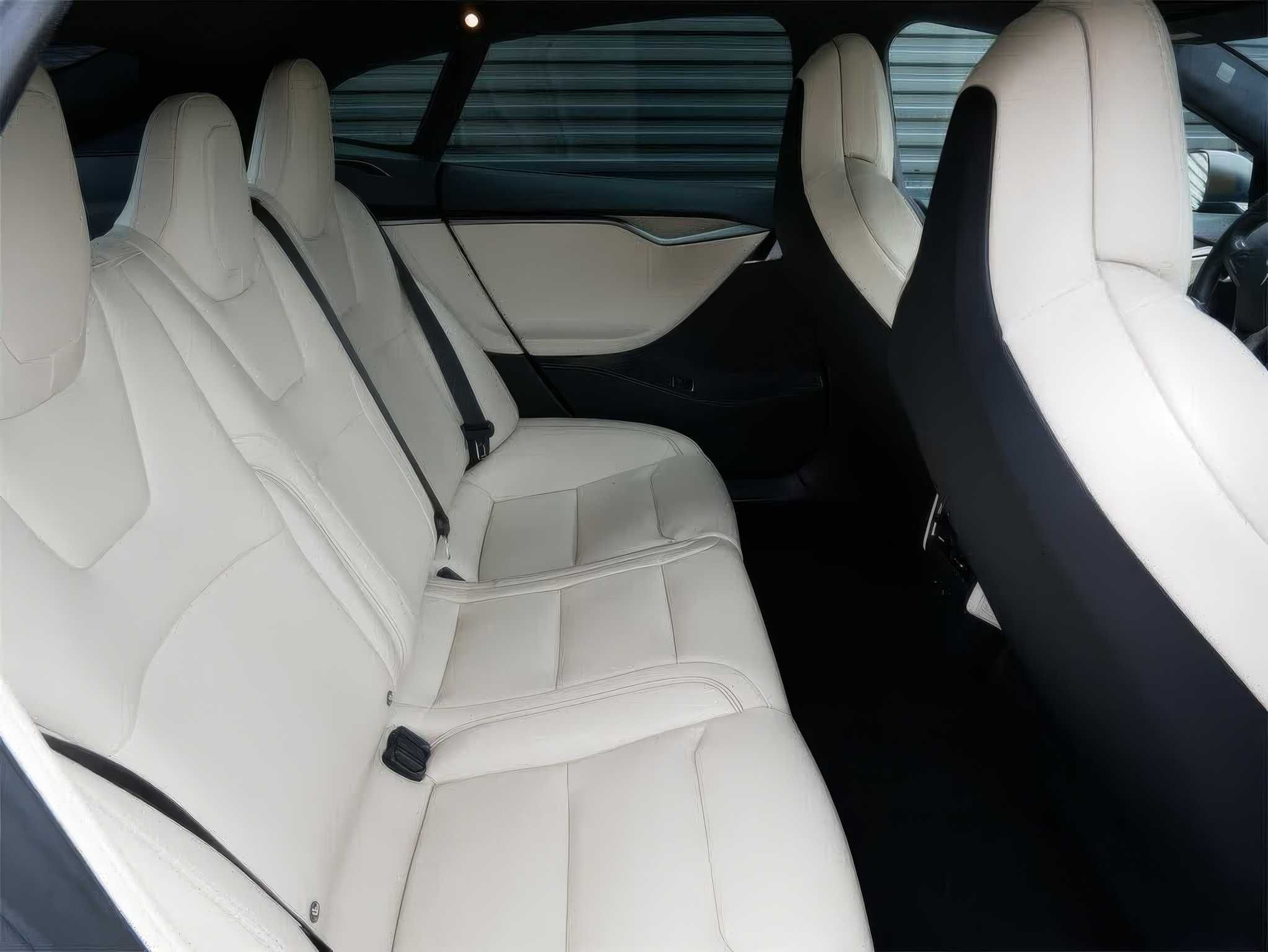 2020 Tesla Model S Long Range