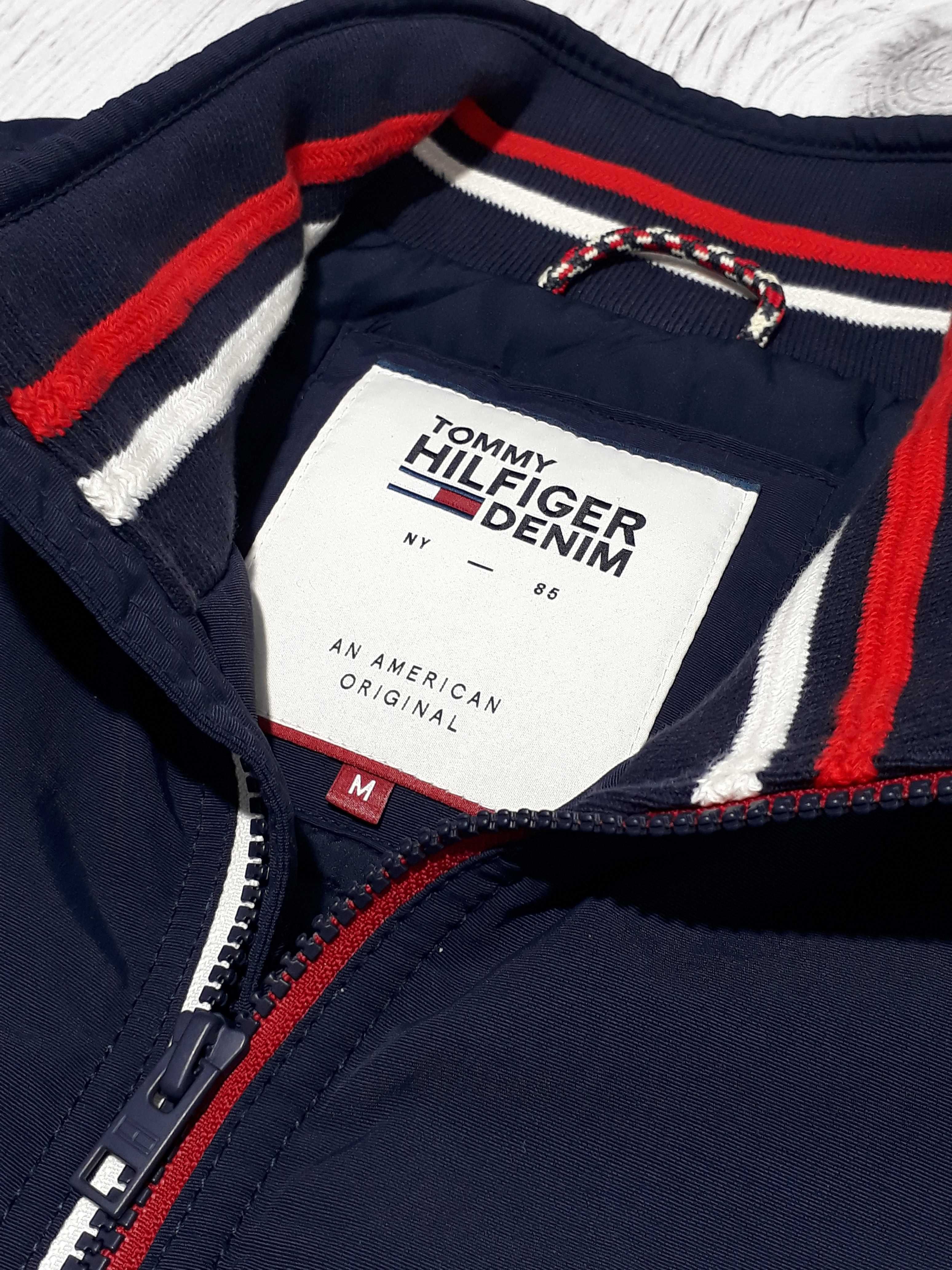 Бомбер Tommy Hilfiger куртка розмір M