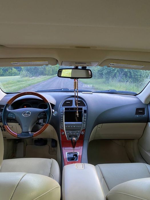 Продам Lexus ES 350