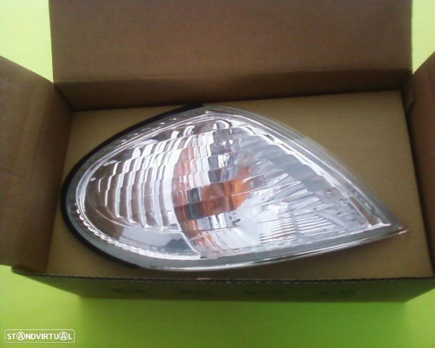 farolim pisca novo nissan almera n16 2000 até 2002