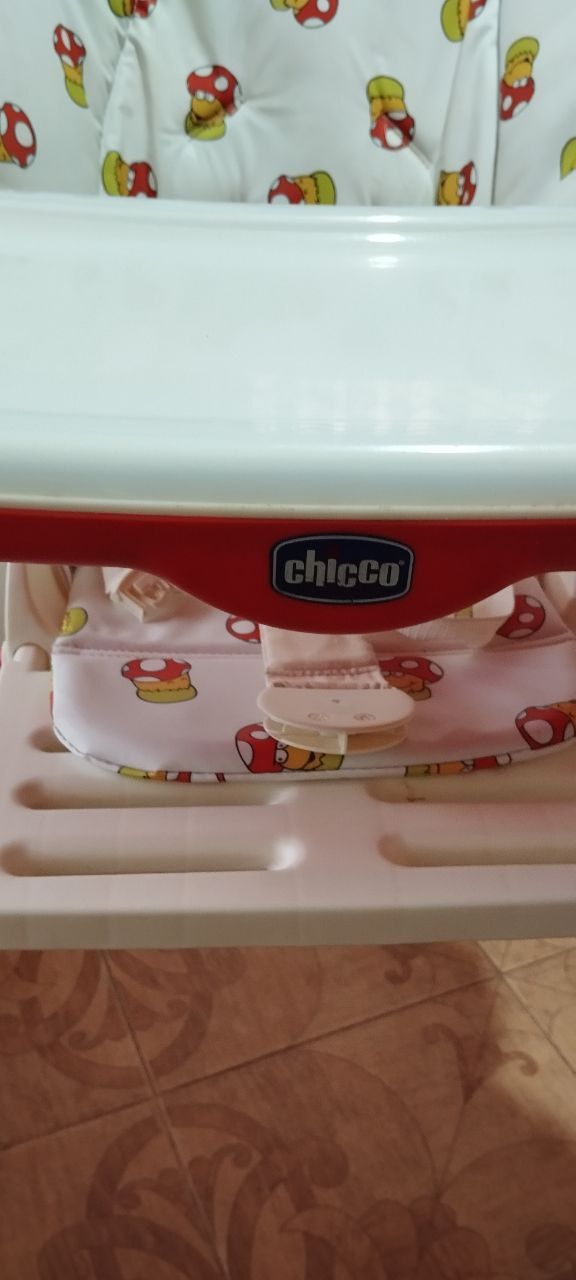 Крісло для годування Chicco polly 2 in 1