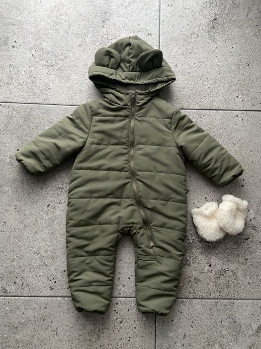 Zimowy kombinezon zielony dla chłopca z misiem i kapturem + rękawiczki