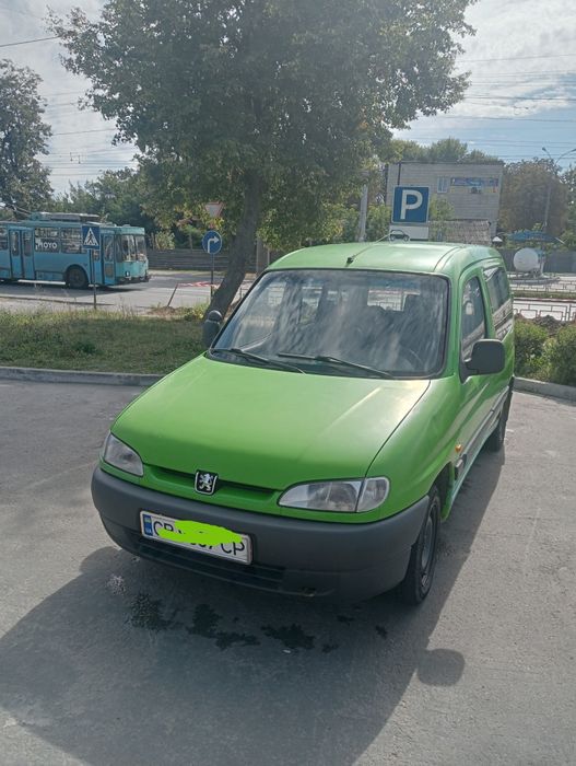Продам Пежо партнер