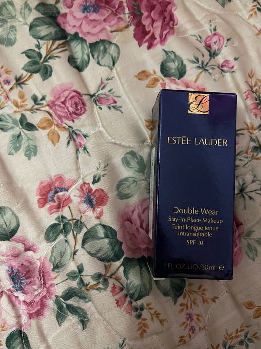 Base líquida Estee Lauder