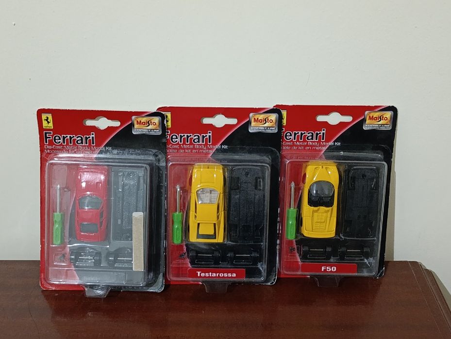 Lote de 3 Kit Ferrari Maisto 1/64