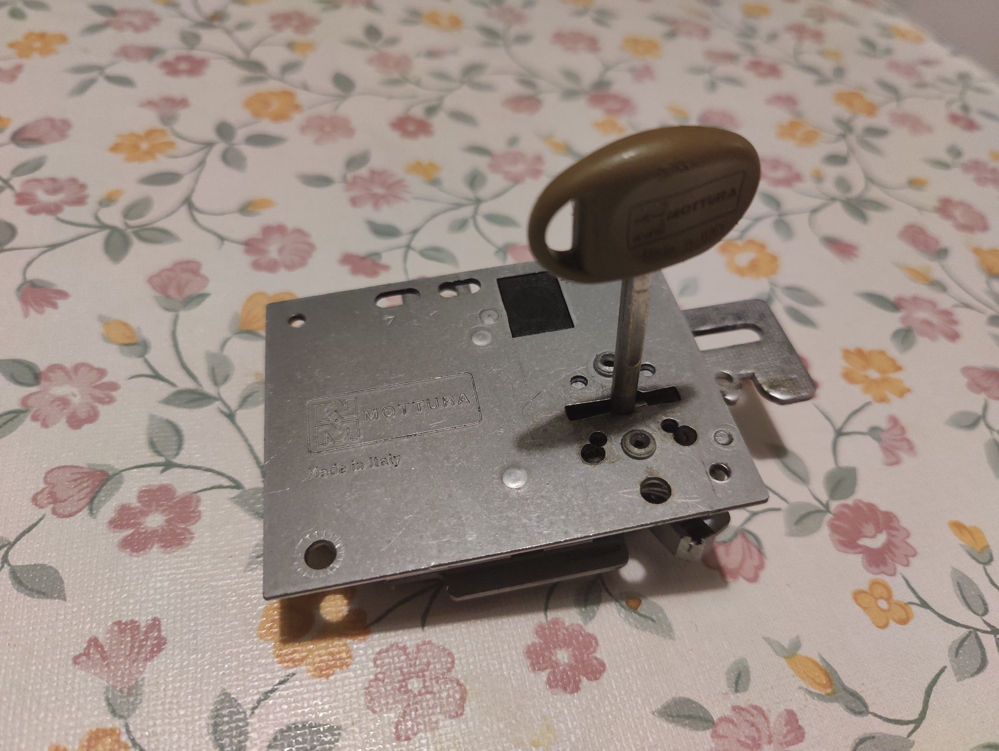 Vendo segredo de fechadura