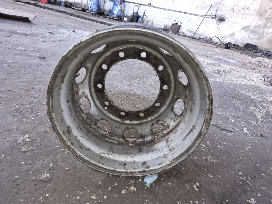 Диски вантажні  металеві 9.00*R22,5 10 отворів тягач